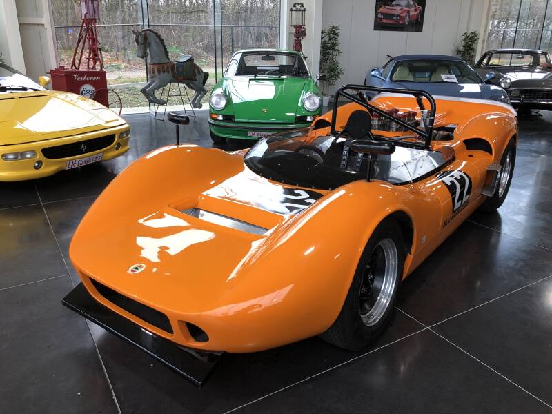 Mclaren m1b