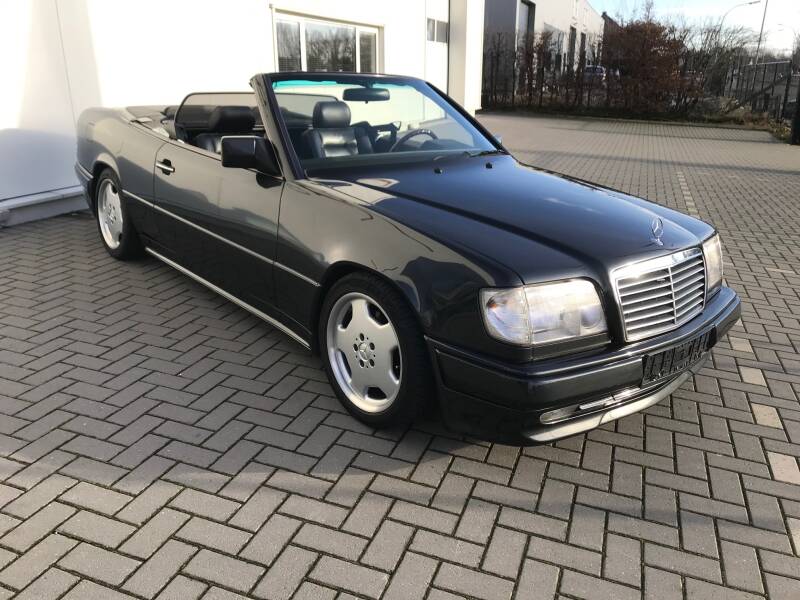 Mercedes E320 Cabrio