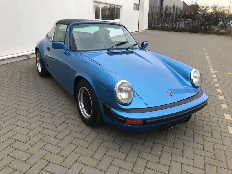 Porsche 911 Targa