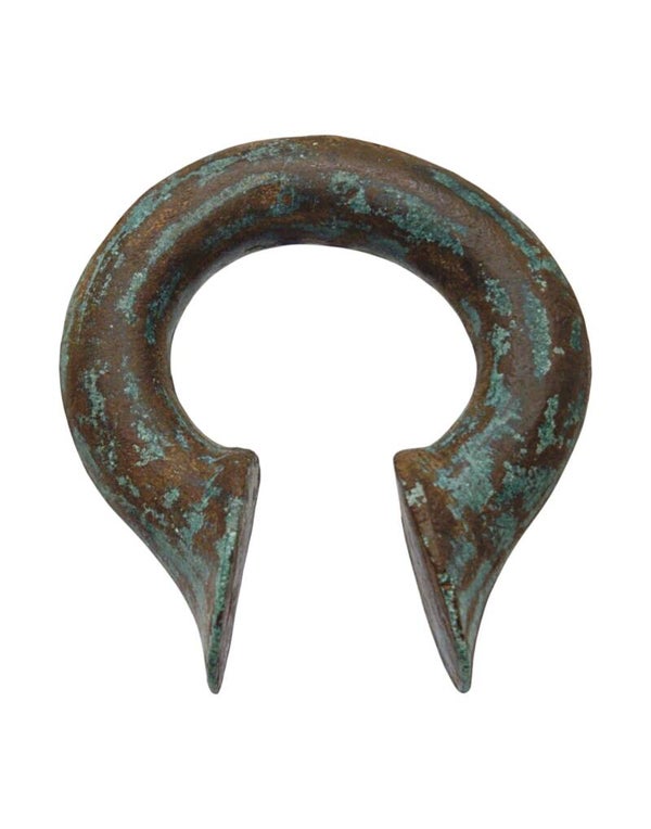 Southeast Asian. 1-5th Century, Magnificent Bronze Bangle with beautiful patina (343 grams) Lot:  3816