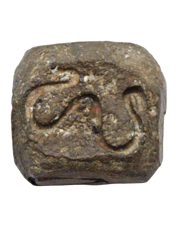 Cube shaped trade weight, likely a 1/4 Tahil of a local Javanese standard or an early colonial standard (such as that of the VOC)., itemnumber: W5104