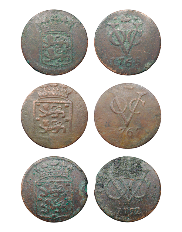 Netherlands East Indies (1601-1949) 1 Duit 1765, 1767, 1772 West Friesland Enkhuizen, Pieter Buyskes, ship & rosette, 1761-1781 Ref: KM# 131, Passon 15,16, itemnumber: W5113