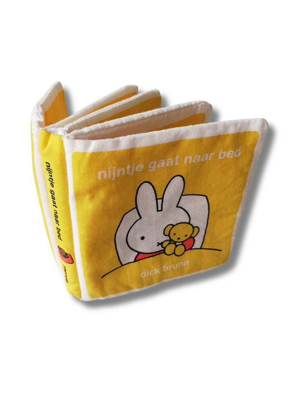 Stoffen boekje: Nijntje gaat naar bed - 350104