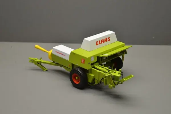 Claas Markant Balenpers - 1:32