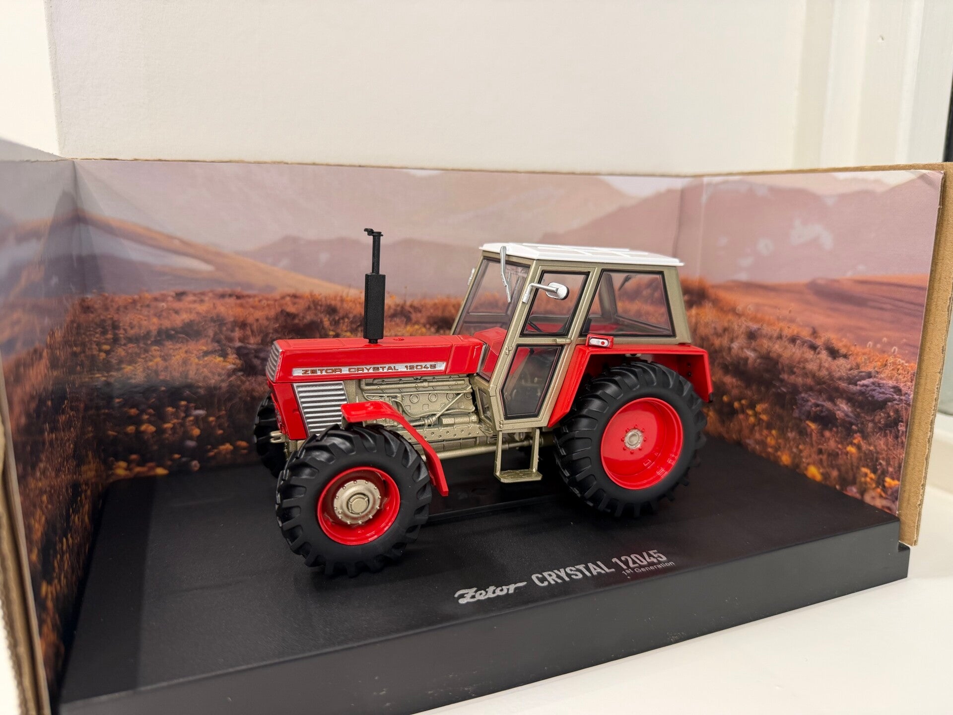 Zetor Crystal 12045 4WD Gen.1 - 1:32