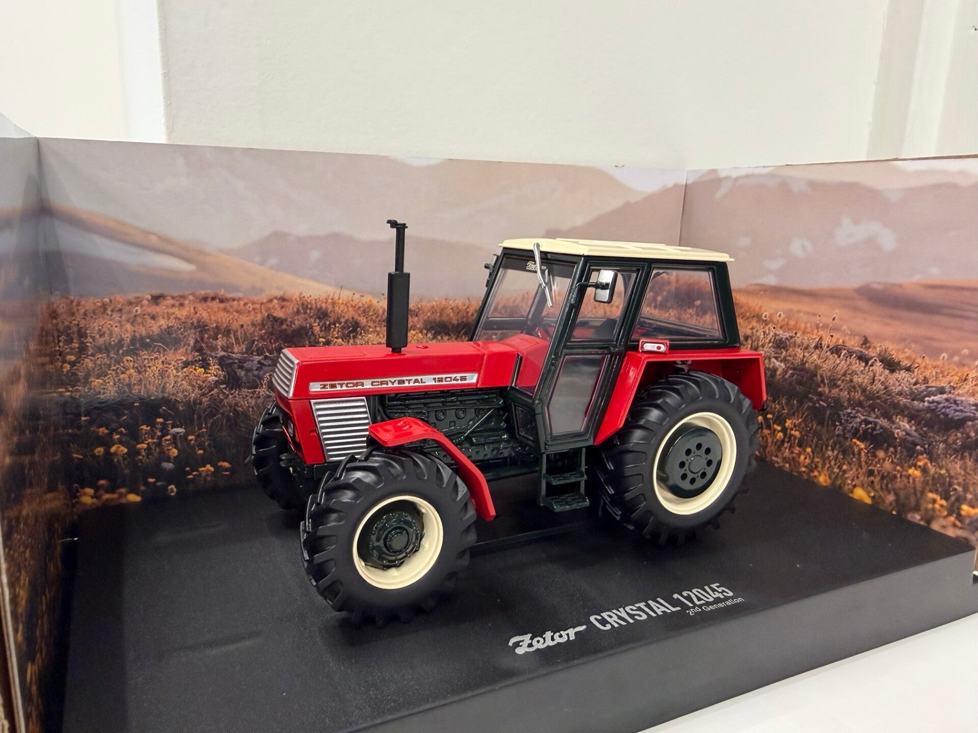 Zetor Crystal 12045 4WD Gen.2 - 1:32