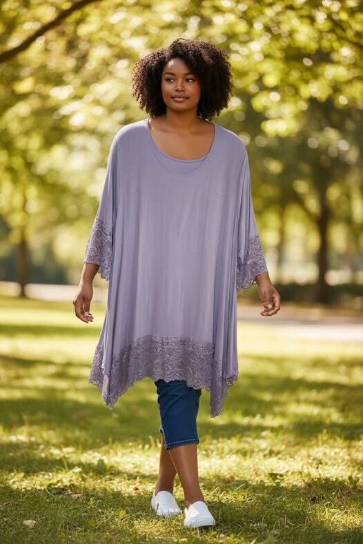 Lontunika zipfelig mit Spitze Onesize 48-48