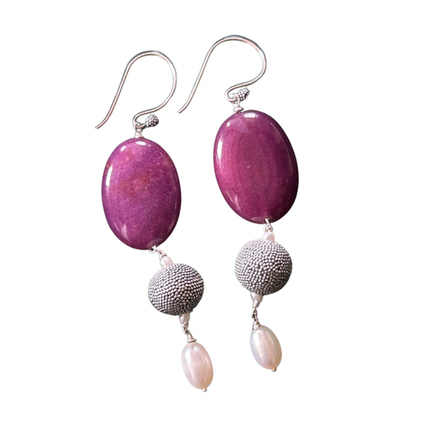Oorbellen met lavendel kwarts en parels