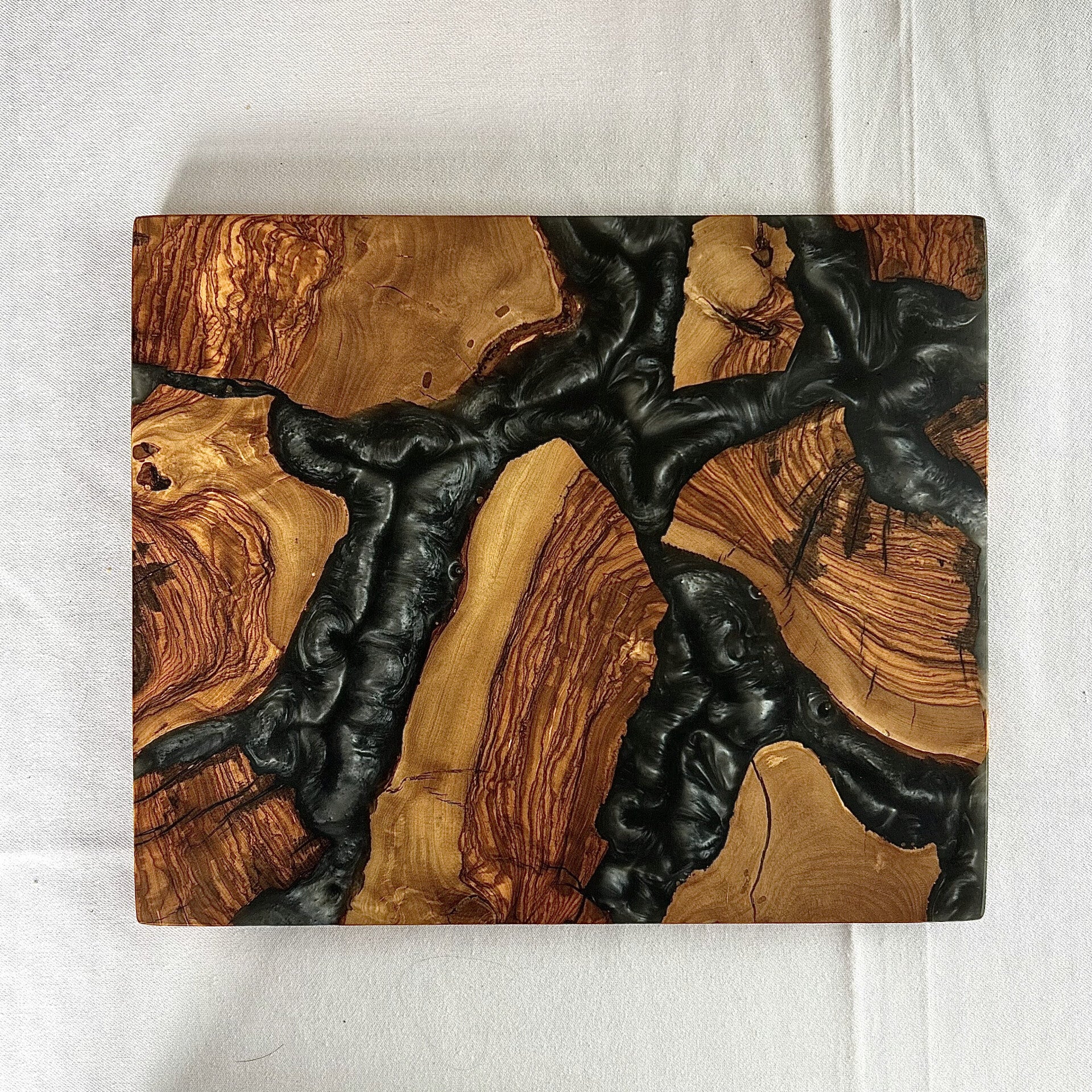 Olijfhout & Epoxy mini snijplank Antraciet