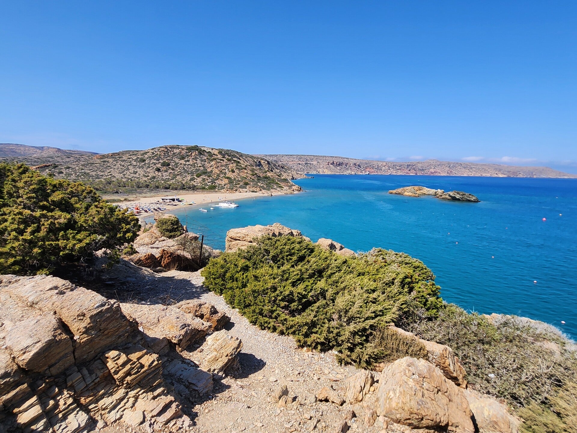 Almyros Beach: Meist klares Wasser, perfekt für Familien