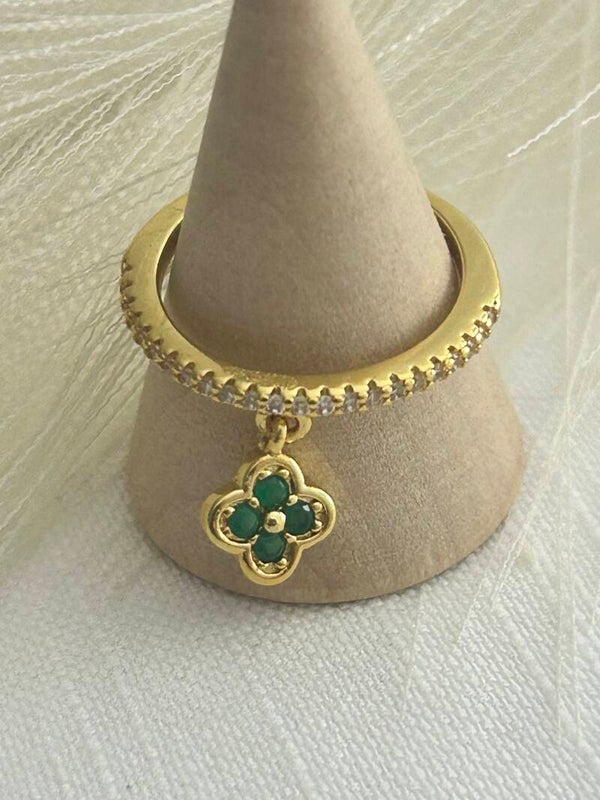 Bague pétales vert