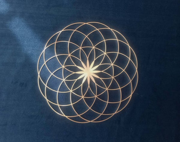 Krystal Lotus Flower - Sacred Geometry in RVS / Stainless Steel