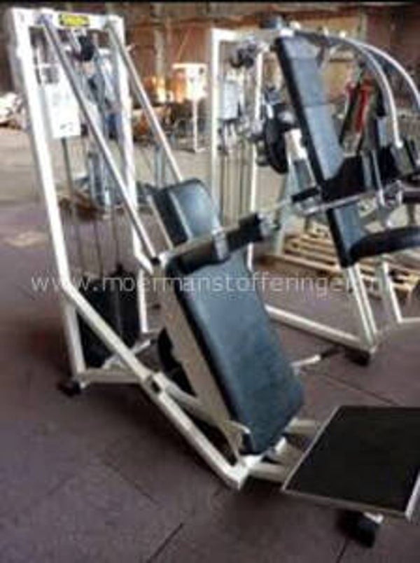 Technogym Isotonic - Hack Squat M016
