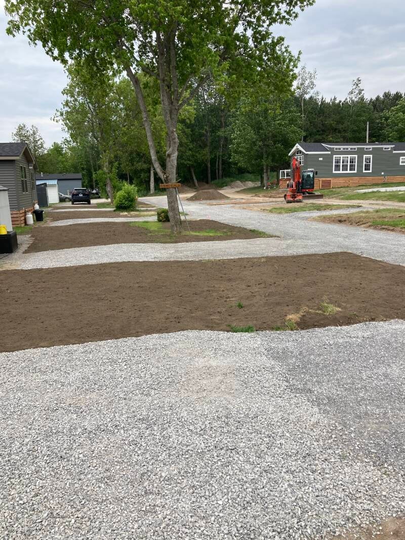 driveways-and-landscaping-ready-for-sod-standard-mctpz9.jpg