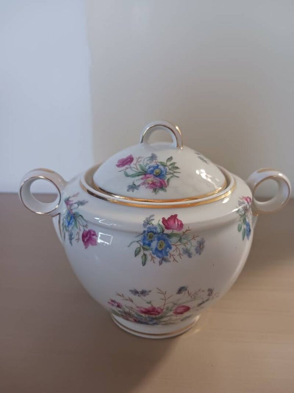 Sucrier en porcelaine Haviland .