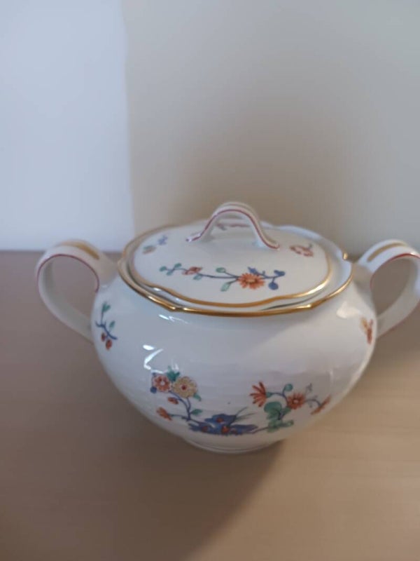 Sucrier en porcelaine Haviland .