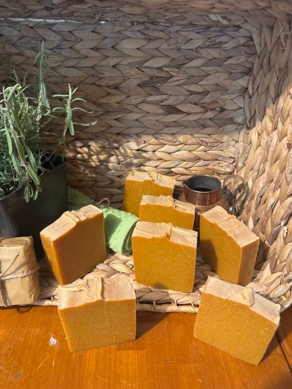 TURMERIC-COJIC ACID BRIGHTENING SOAP 5oz 141 gr