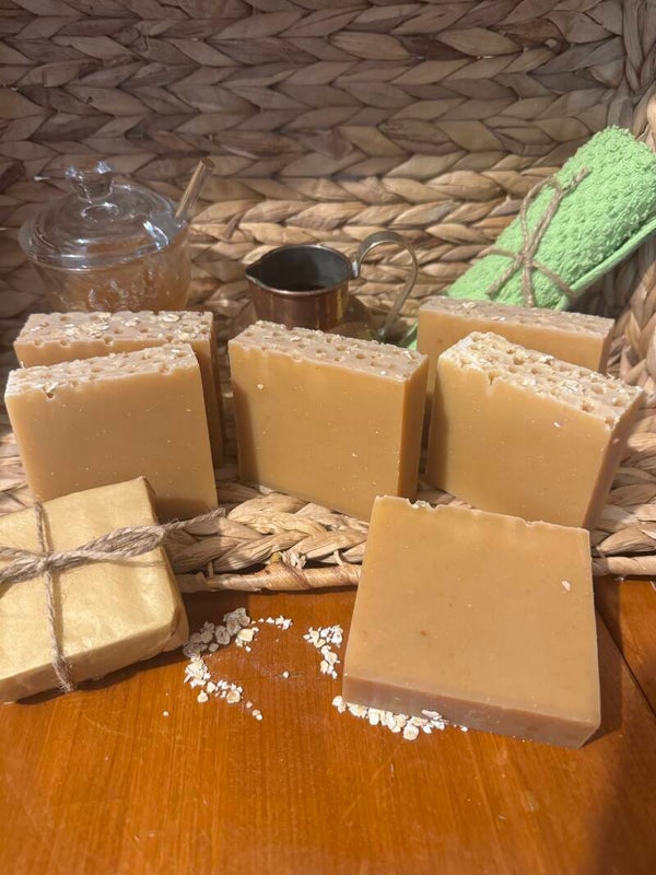 GOAT MILK-HONEY-COLLOIDAL OATMEAL SOAP 6oz
