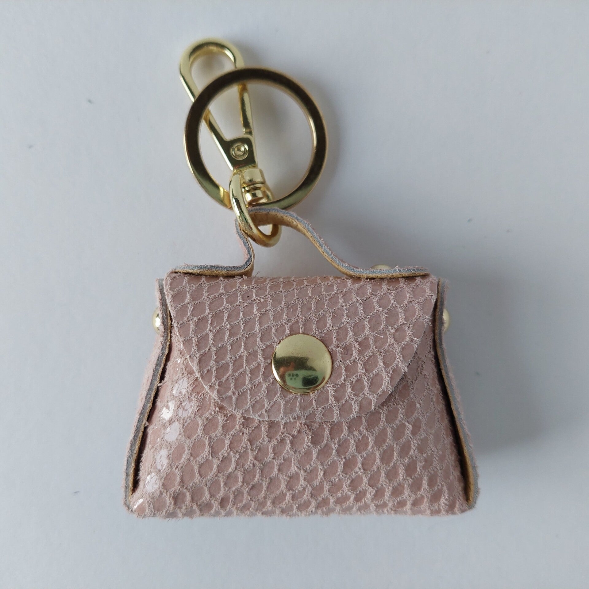 SLEUTELHANGER geld beursje - LEER - handgemaakt in Italy - sleutelbos - tashanger - zalm kleur - messing