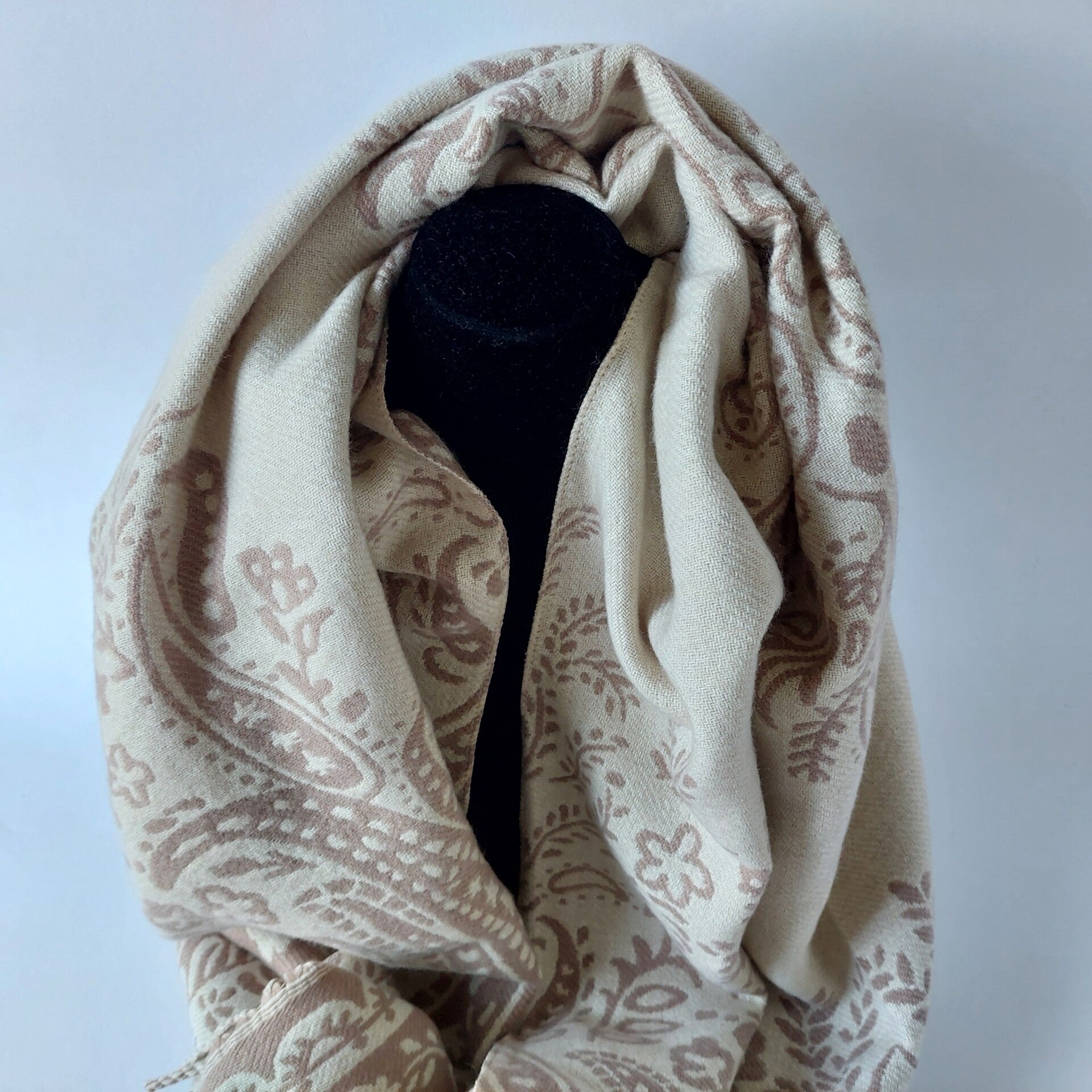 Dubbelzijdige wintersjaal met fantasierijk motief – superzacht en veelzijdig - zware kwaliteit