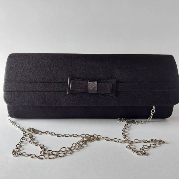 zwarte clutch envelop model satijn met strikje – elegante avondtas dames | grootste collectie clutches