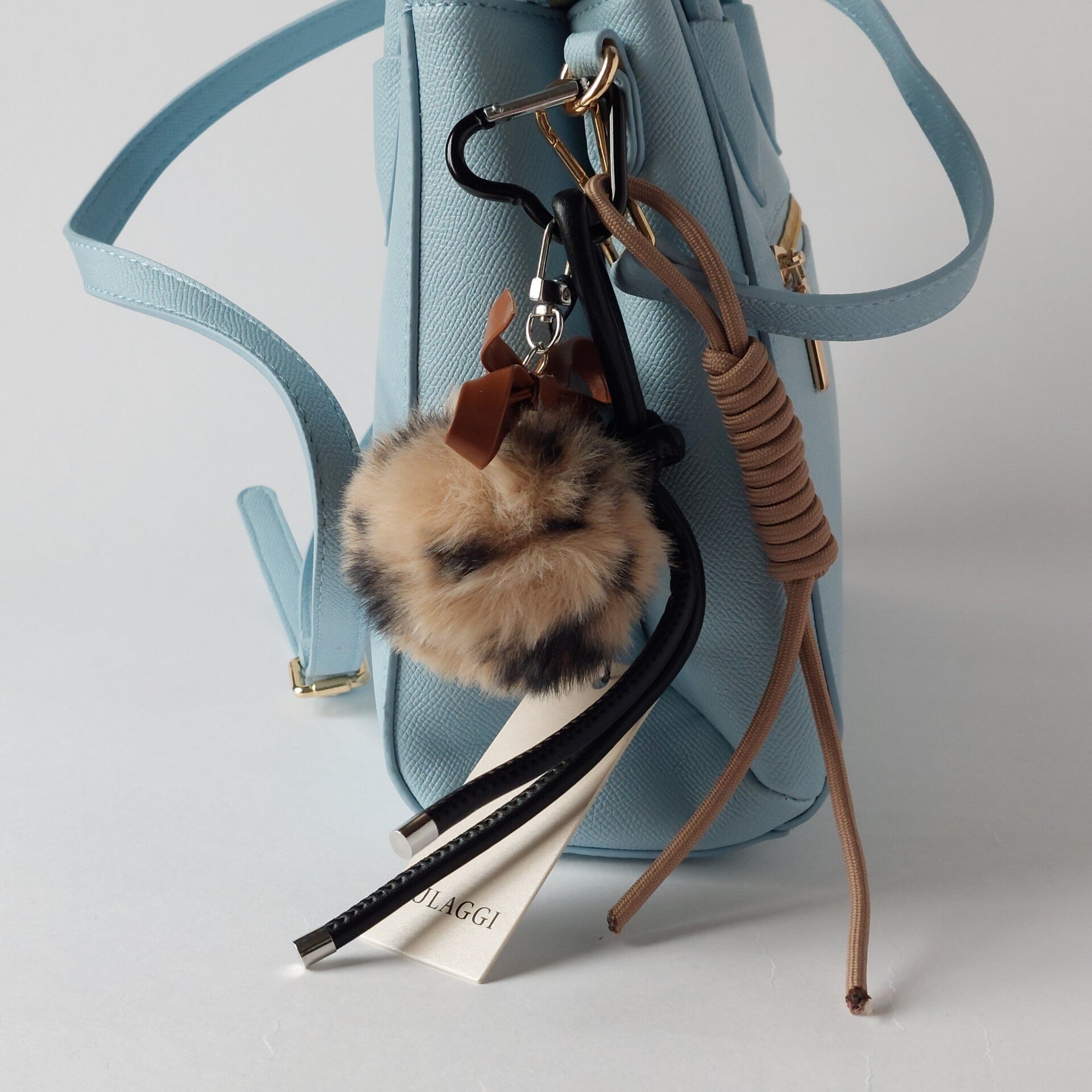 tasbedel tashanger voor dames – trendy bag charm – stijlvolle tas accessoire voor handtas of rugzak