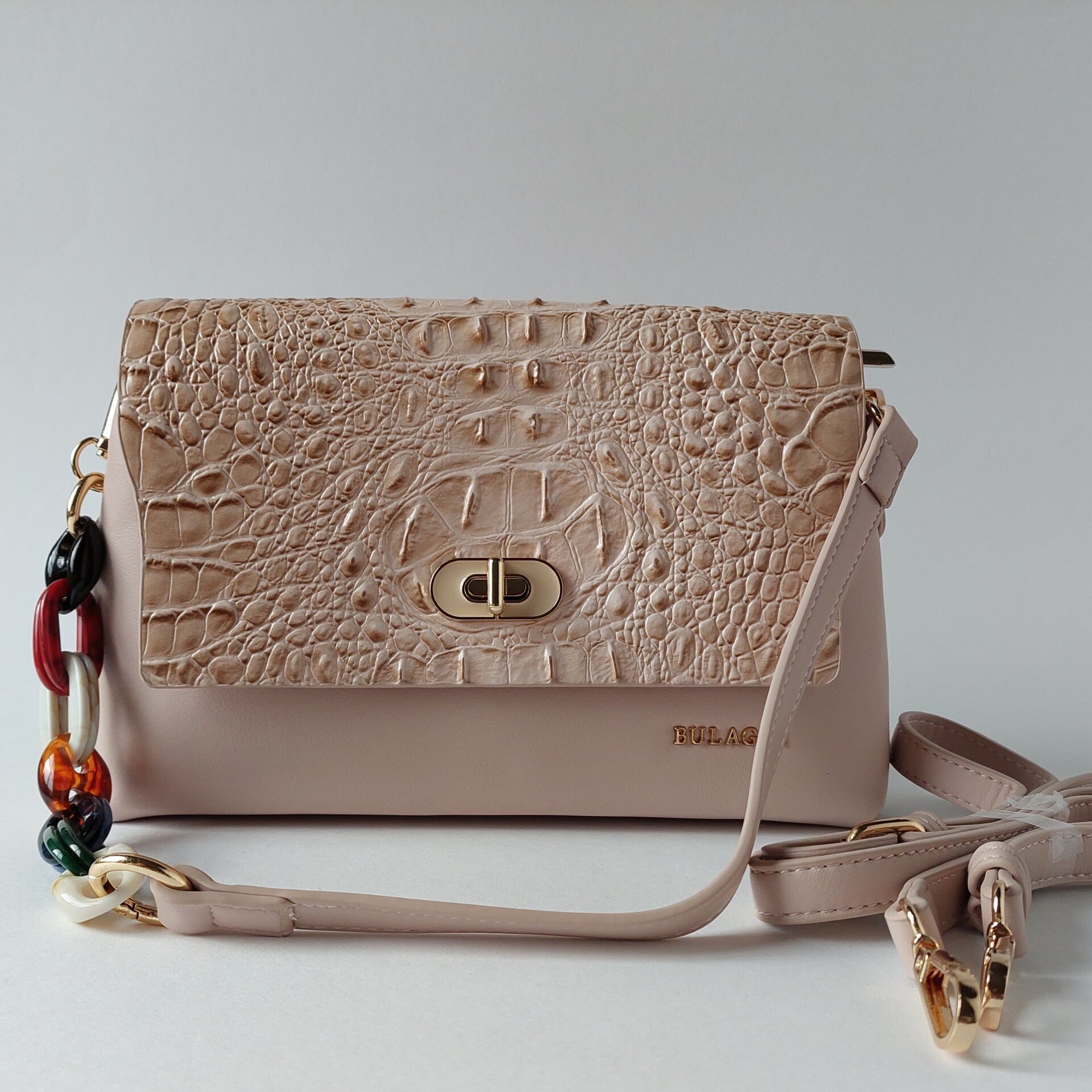 Crossover tas - krokodil look - pu leer - vegan tas - diervrij - leuk tas hengsel -  creme/heel licht rose