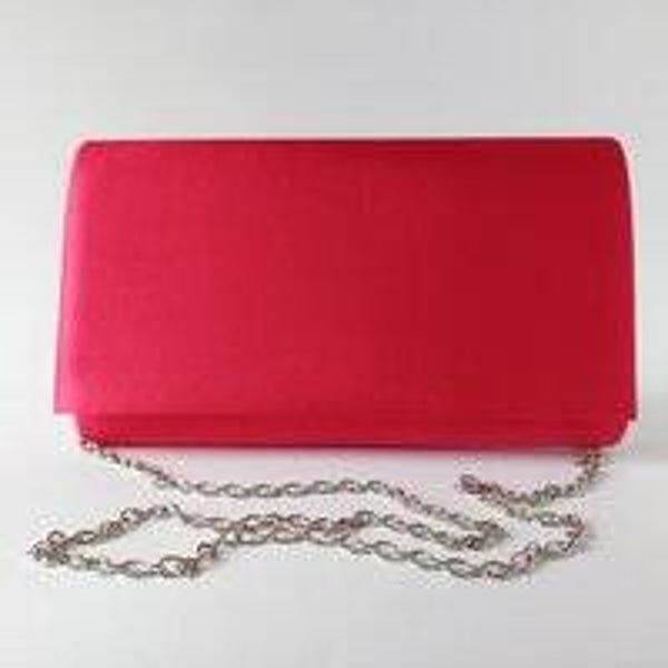 Rode Satijnen Clutch – Elegante Luxe Handtas voor Avondkleding