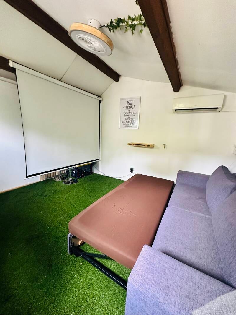 Locations saisonnières Var, jacuzzi, jardin clos