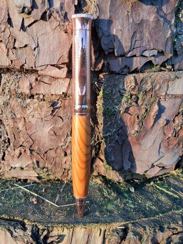 Irish Yew Pen.