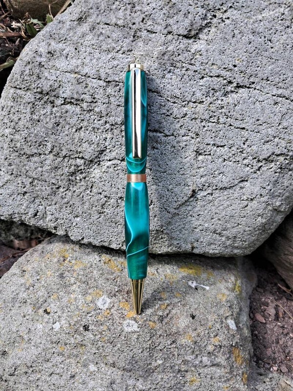 Emerald pen