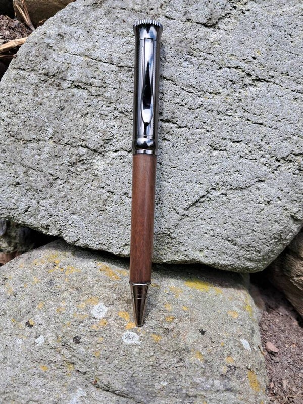 Walnut Twist pen