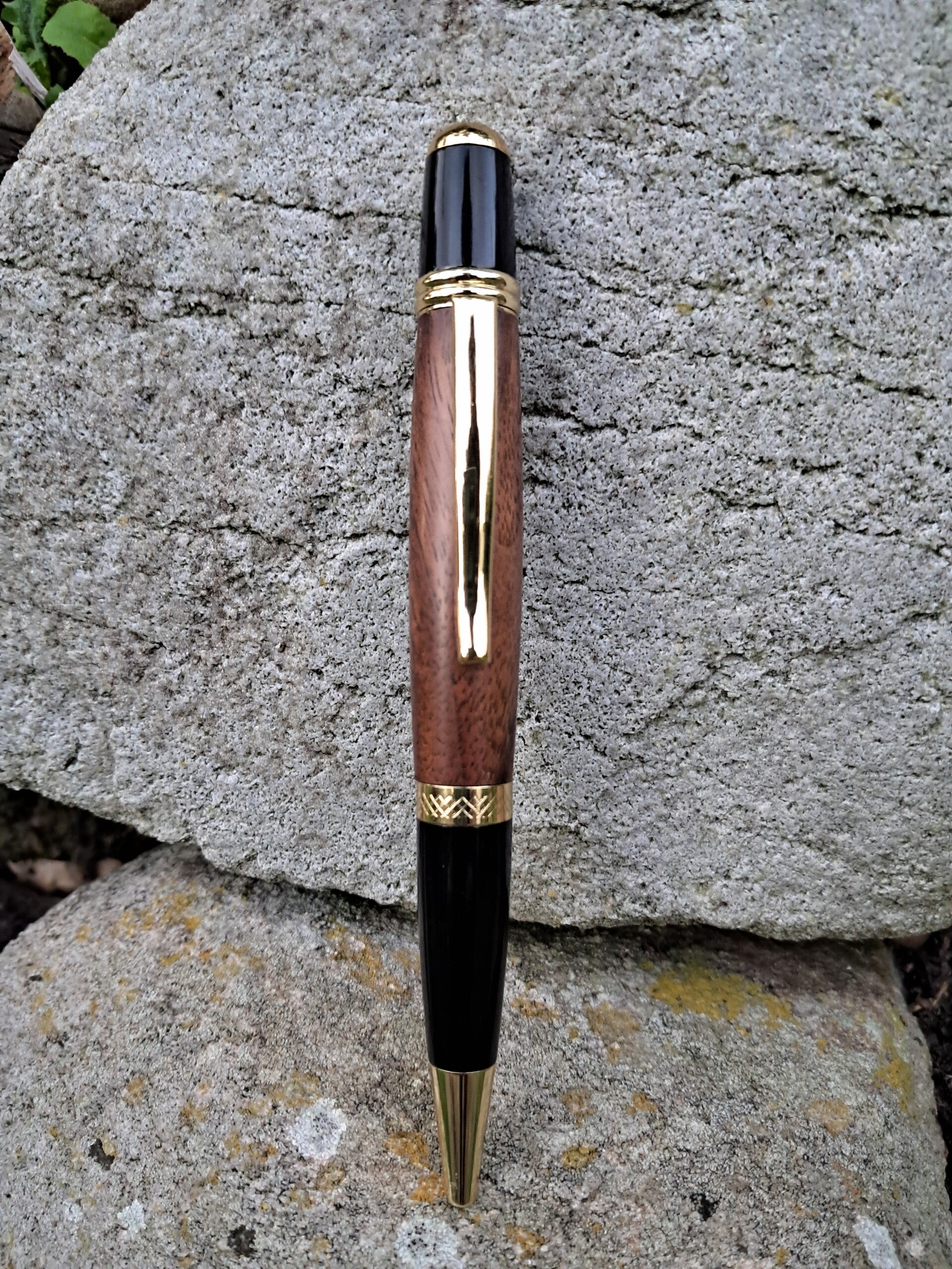 Walnut Sierra pen