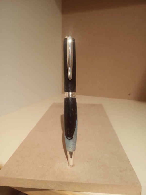 Bog Oak hybrid pen