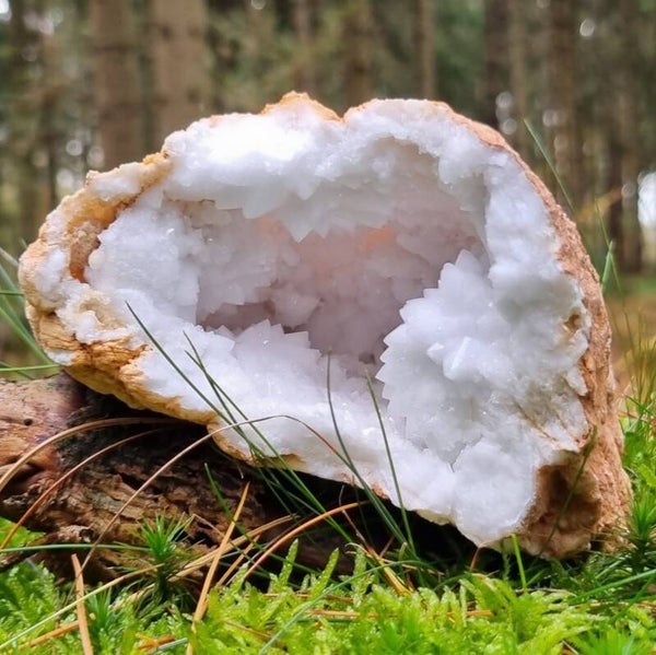 Bergkristal Geode uit Marokko