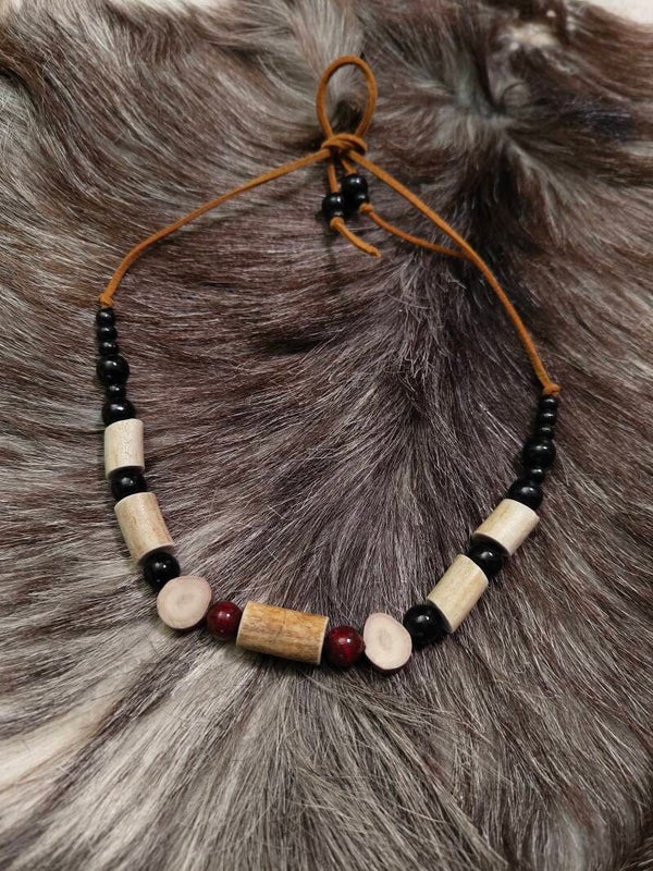 Kaulakoru, Noaidi Dreads