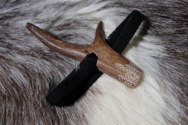 Kietaisuponnari poronsarvesta, "Metsä"