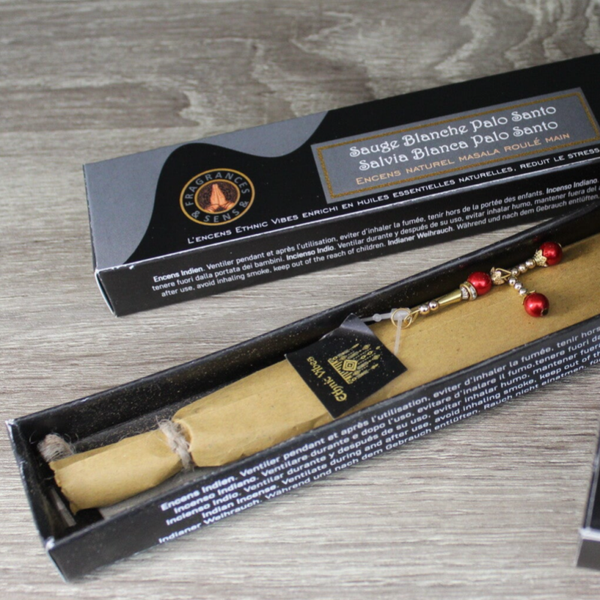 Palo Santo & Valkosalvia, luonnollinen suitsuke