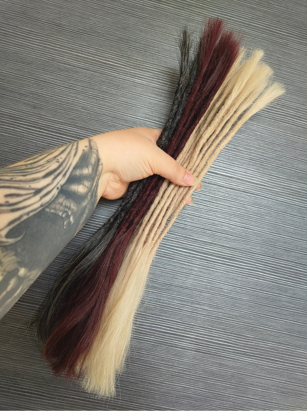 Aitohiuspidennykset  / 35-40cm / 4-5mm / avonainen latva / eri värejä