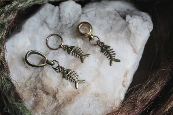 Riipushelmi Ruoto, pronssi