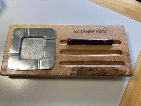 Zigarrenaschenbecher