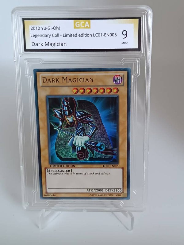 0051300 (Dark Magician)