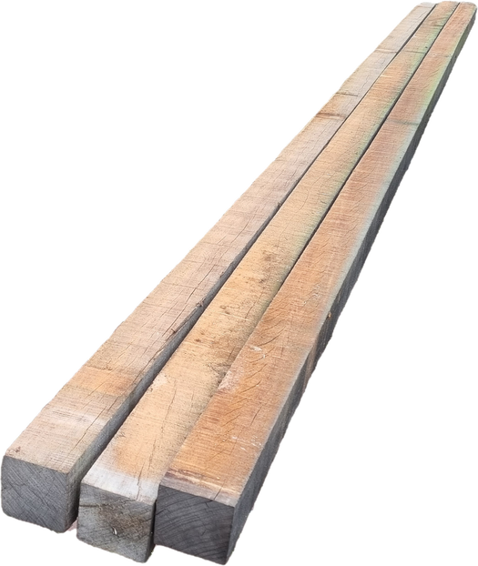 Hardhouten palen - fijnbezaagd 9.5x9.5 cm 3 stuks 4.50 meter