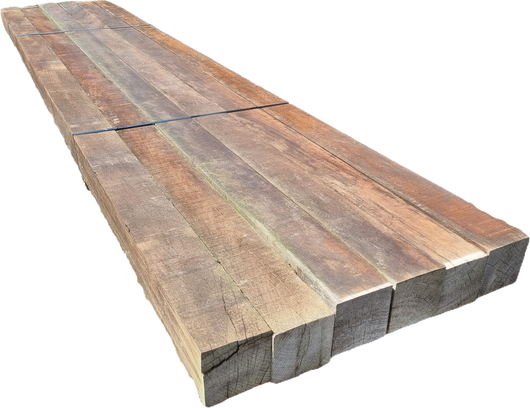 Hardhouten palen / balken - fijnbezaagd 15.0x15.0 cm 6 stuks 4.50 meter € 600,- inclusief BTW Paknummer: HB7