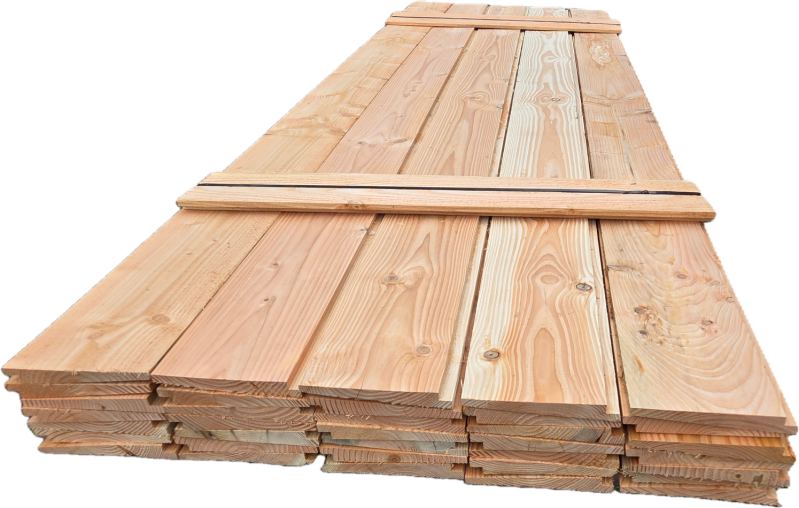20.7 m2 Douglas Zweeds rabat  Werkende Breedte: 180 mm Dikte: 12 naar 24 mm  35 stuks 3.30 meter lichte B-keus   € 315,- inclusief BTW