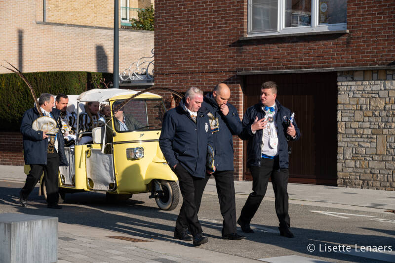 openingcarnaval11-11-2137van121.jpg