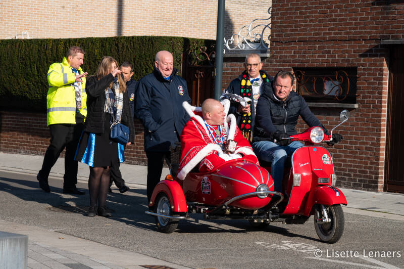 openingcarnaval11-11-2138van121.jpg