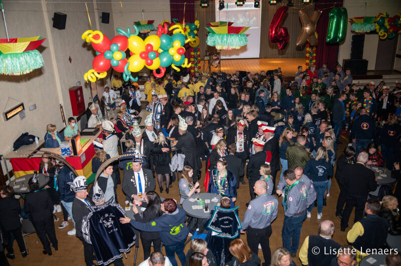 openingcarnaval11-11-2149van121.jpg