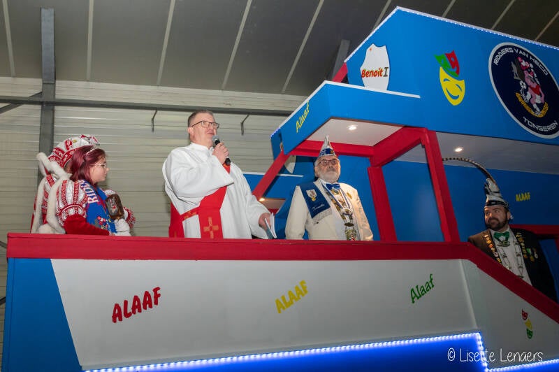 zegeningcarnavalwagens2023tongeren32van83-1.jpg