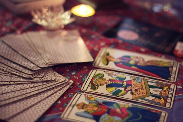 Séance de Cartomancie (En Cabinet)